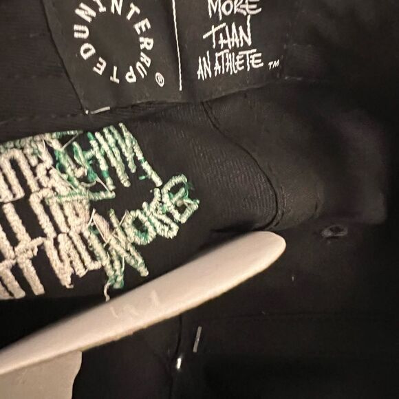 Brand New Uninterrupted Men’s 1908-2021 Rule 50 men’s SnapBack Hat. LEBRON JAMES - Picture 6 of 7